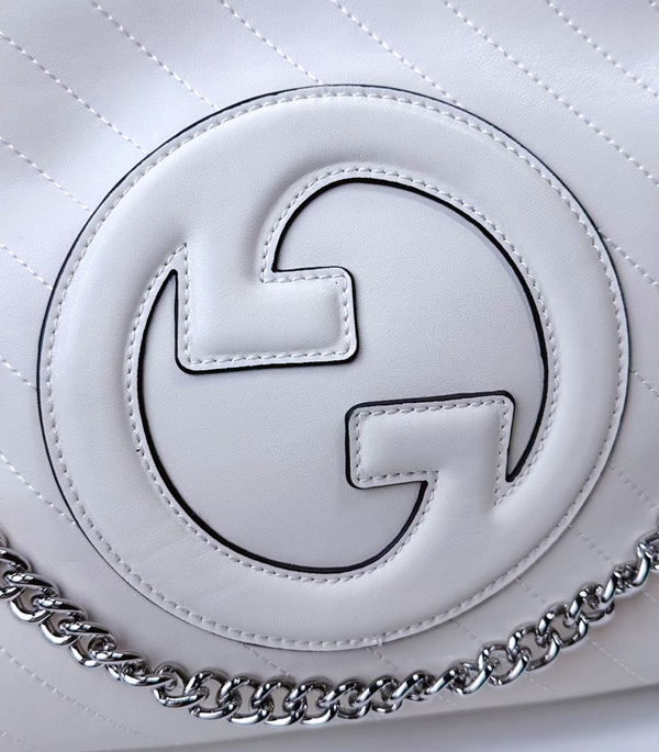 激安グッチバッグコピー角部分ディテール